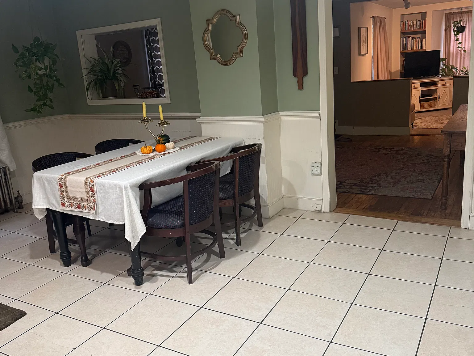 3 bed, 1600 sqft, $1,950 — Photo 4