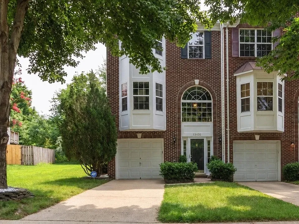 12431 Goa Pl