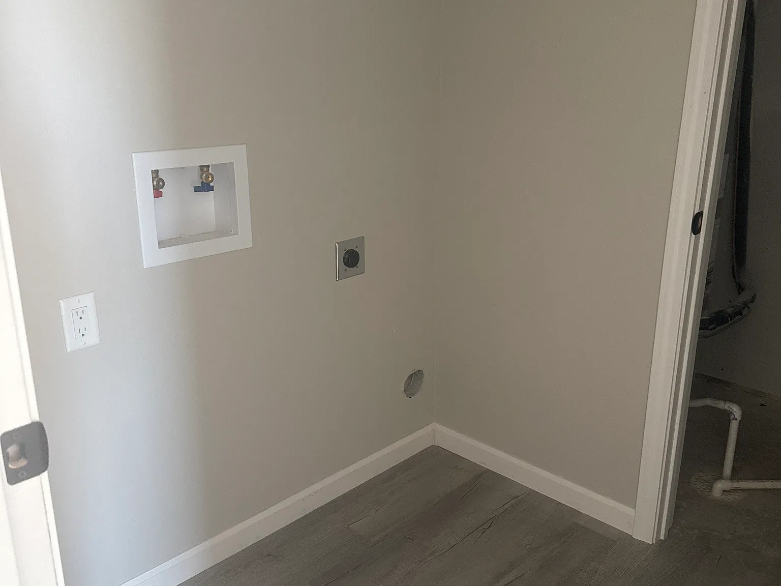 3 bed, 2.5 bath, $1,200 — Photo 3