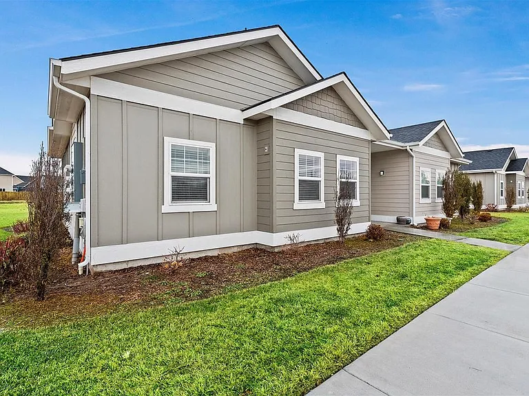 White Hawk Townhomes — Photo 79