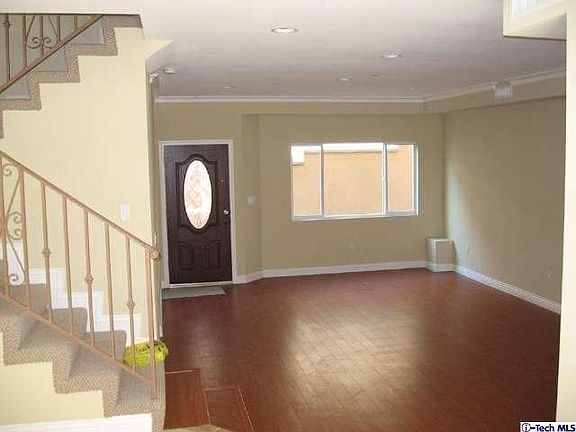 3rd image of 10244 Hillhaven Ave APT 8