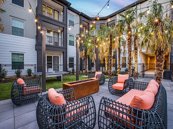 3rd image of 11325 Park Vista Blvd #2255