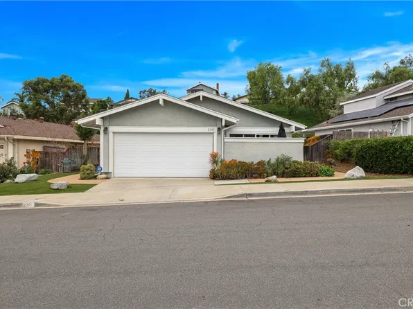 2361 Valley View Pl, Escondido, CA 92026