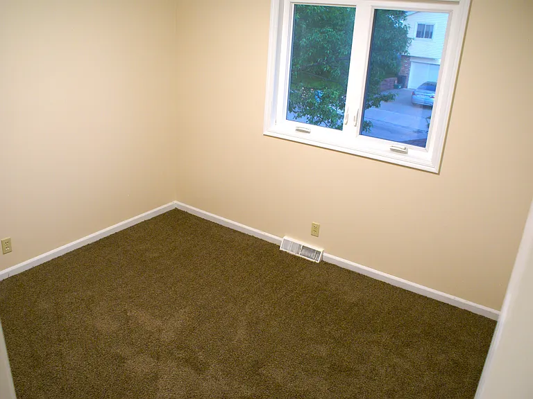 11220 Curtis Ave — Photo 24