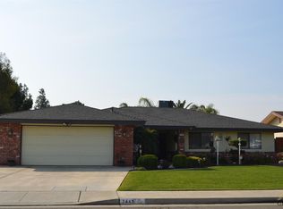 7449 Eloy Ave, Bakersfield, CA 93308