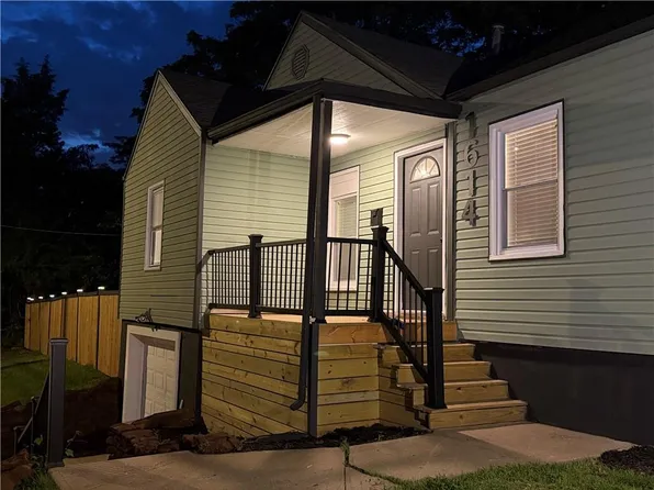 1614 E 85th St, Kansas City, MO 64131