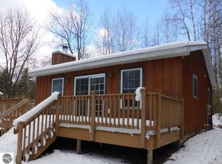 5475 Indian Trail Rd, Arcadia, MI 49613