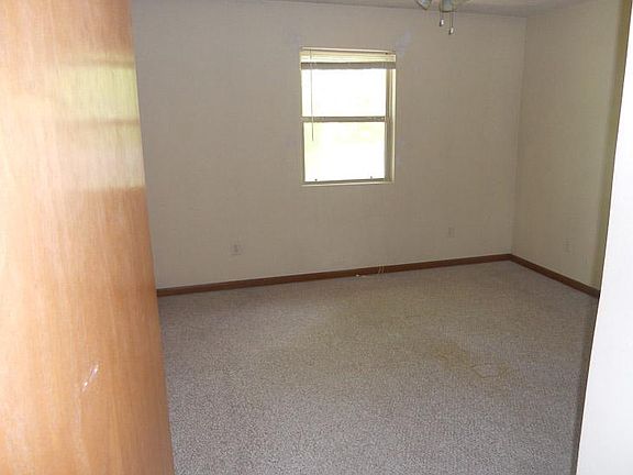 5th image of 800 E Browning St #B