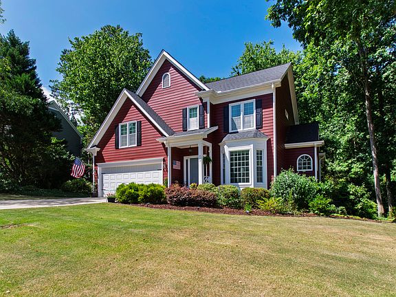 3rd image of 713 Linden Ridge Dr