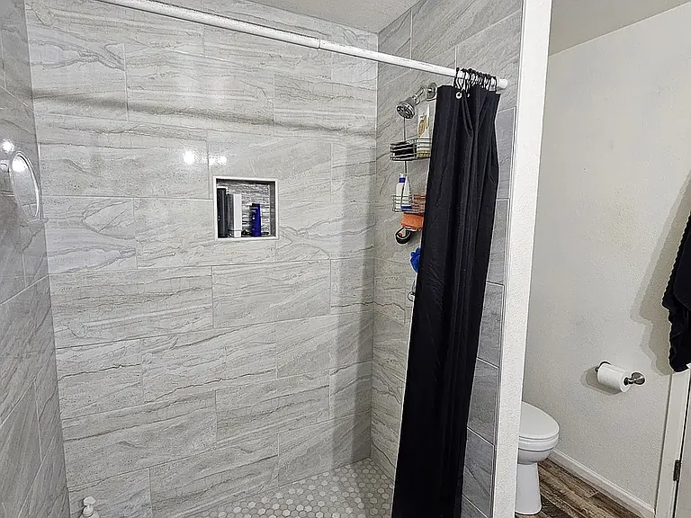 600 E Monterey St #A — Photo 9