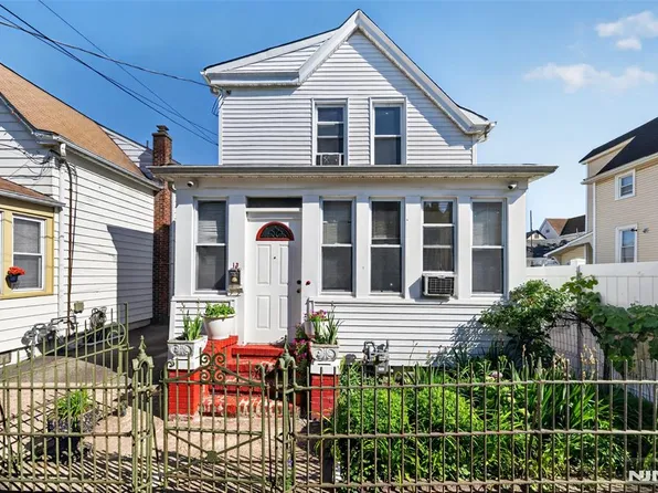 13 Sherman Pl, Clifton, NJ 07011