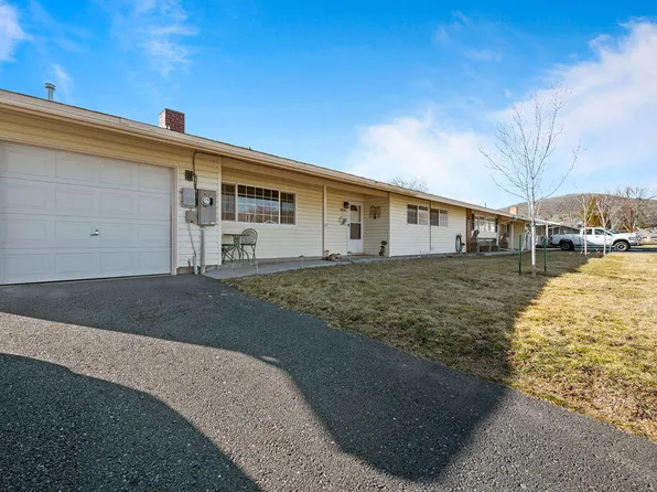 10470 McGuire Ave, Klamath Falls, OR 97603