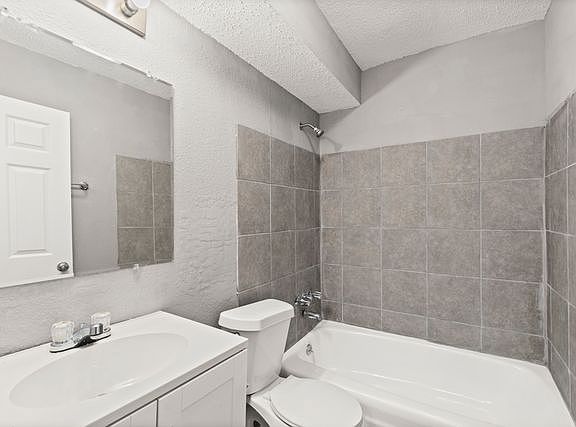 4th image of 2050 Meriwood Dr #Ca75126dd