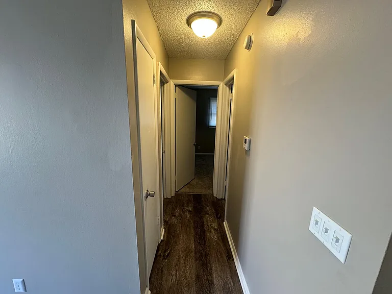 342 N Country Acres Ave — Photo 6