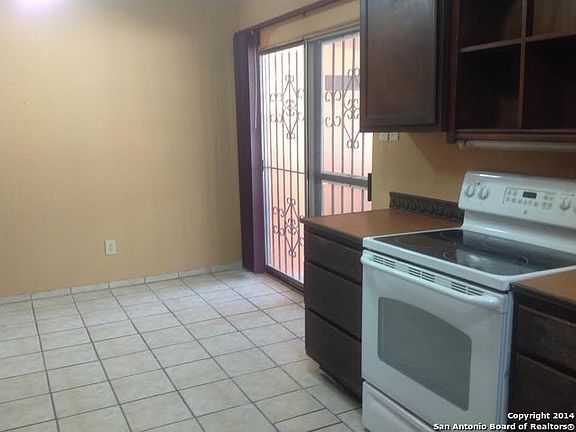 5th image of 4127 Freestone Dr