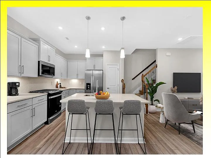 1017 Badlands St — Photo 4