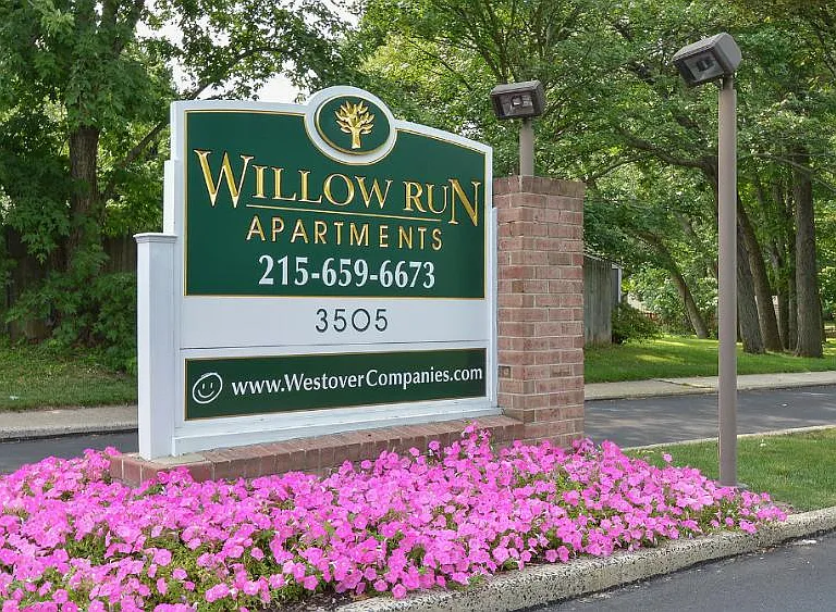 Willow Run Apartments — Photo 3