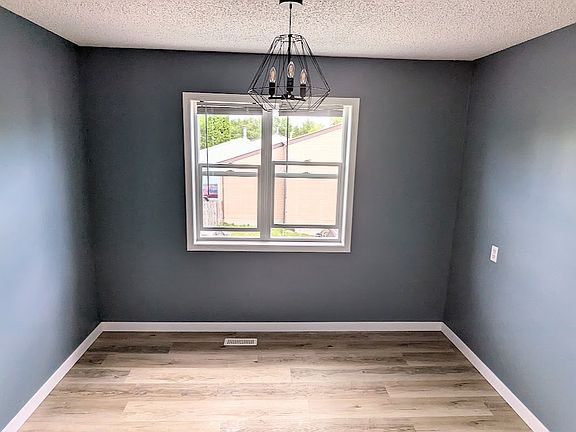 5th image of 7316 Dalgliesh Dr