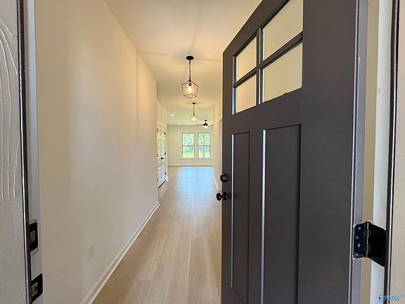 2nd image of 178 Midpark Dr