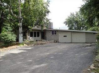 3 Susan Cir, Madison, WI 53704