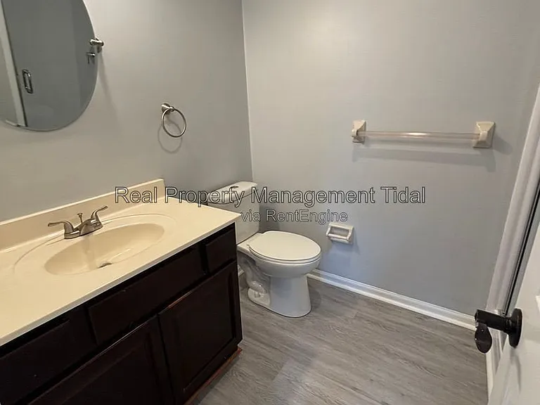 639 Biltmore Dr — Photo 24