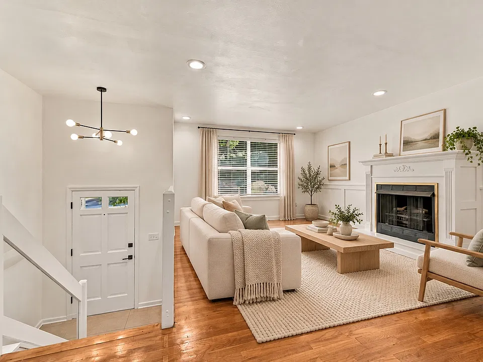502 McElheny Rd