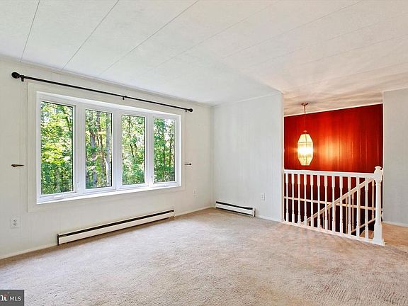 4th image of 1533 Marburg Rd