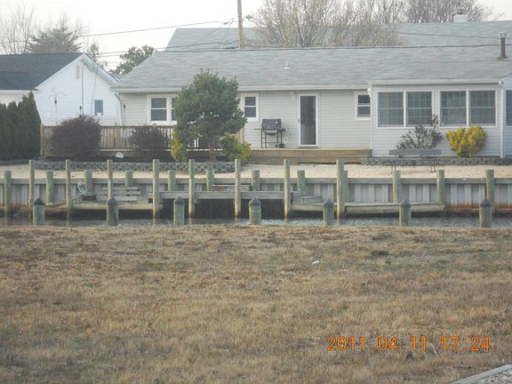 2nd image of 941 Montauk Dr