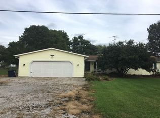 73 Meadow Ln, Newark, OH 43056
