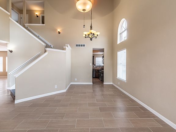 5th image of 1419 Luz De Cueva Ln