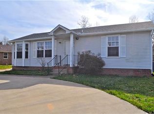702 Shelton Cir, Clarksville, TN 37042