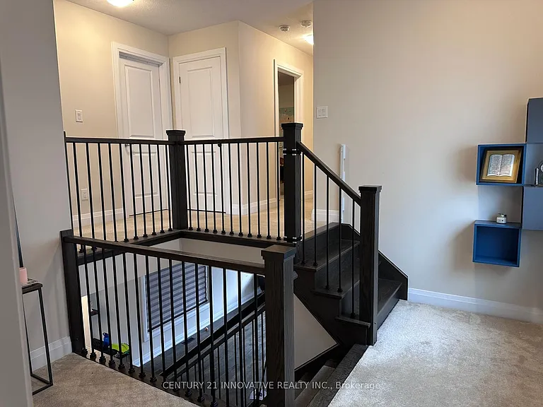 209 Sedgewood St N — Photo 10