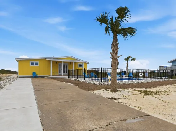 1032 E Gorrie Dr, Eastpoint, FL 32328