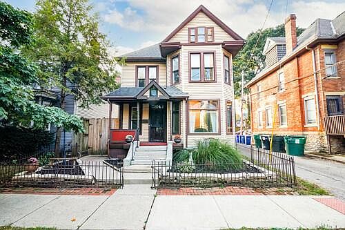 2nd image of 1349 Dennison Ave