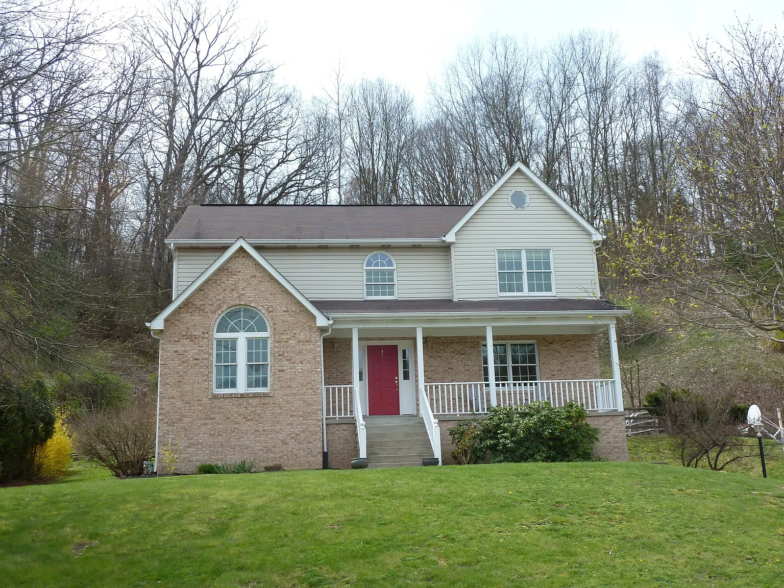 1611 Valley Brooke Ct photo 1