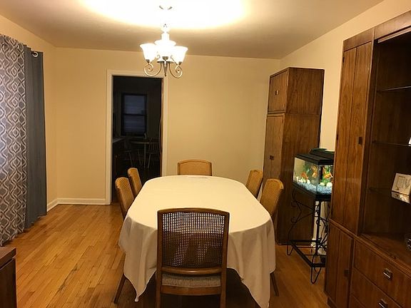 5th image of 2619 W Catalpa Ave