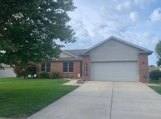 5401 Bunting Rd, Springfield, IL 62711
