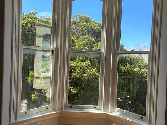 3rd image of 2152 Pine St APT 1