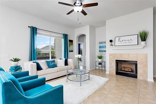1st image of 130 Saint Richie Ln