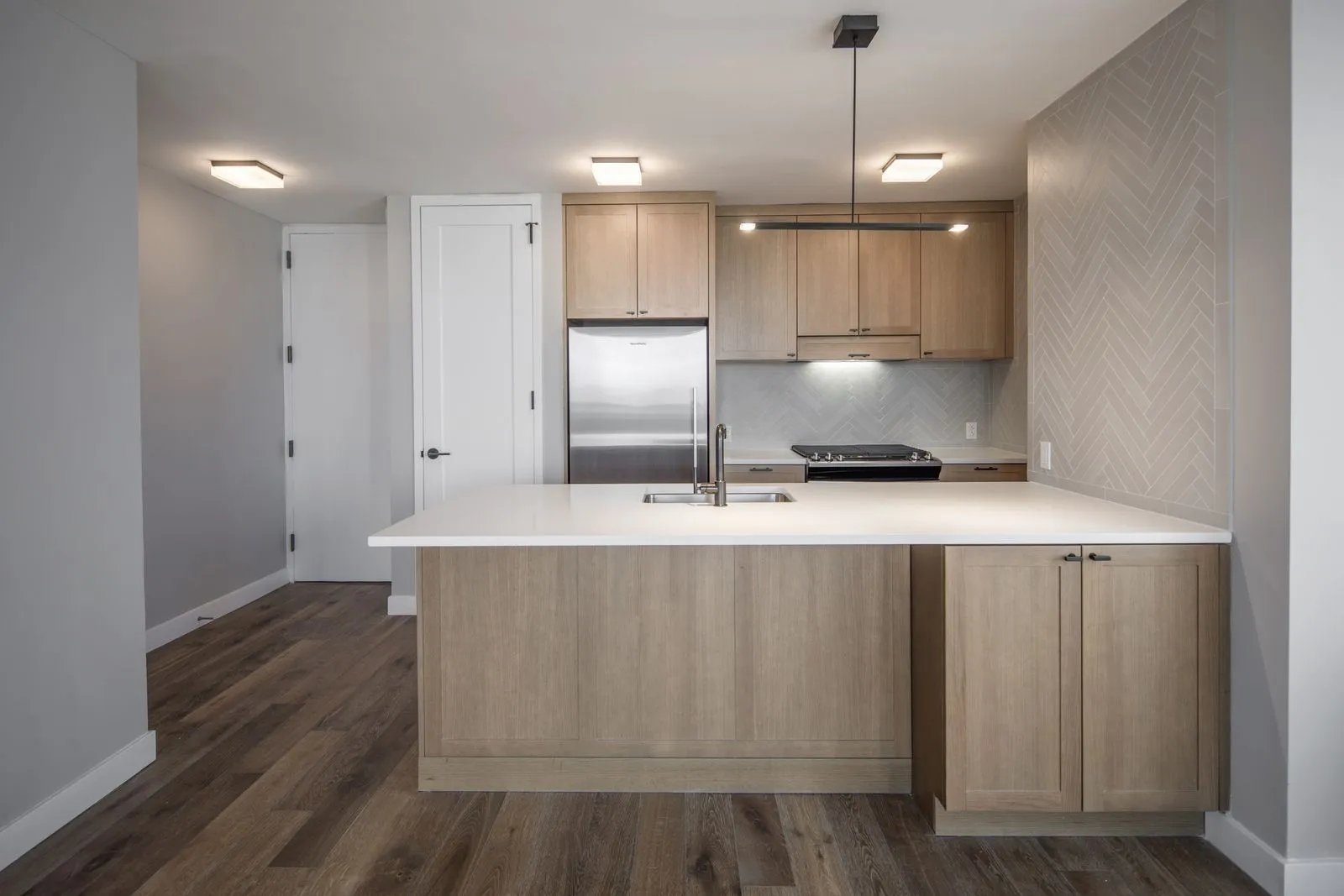 Riverbank at 560 West 43rd Street in Hell's Kitchen Sales, Rentals