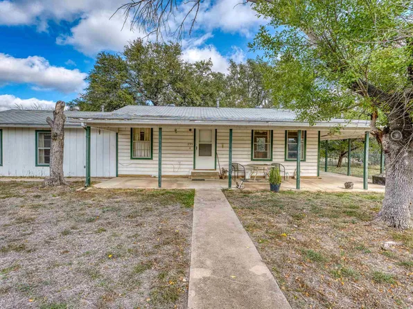 233 Deer Dr, Sunrise Beach, TX 78643