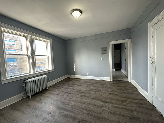3rd image of 255 Lafayette Ave #51