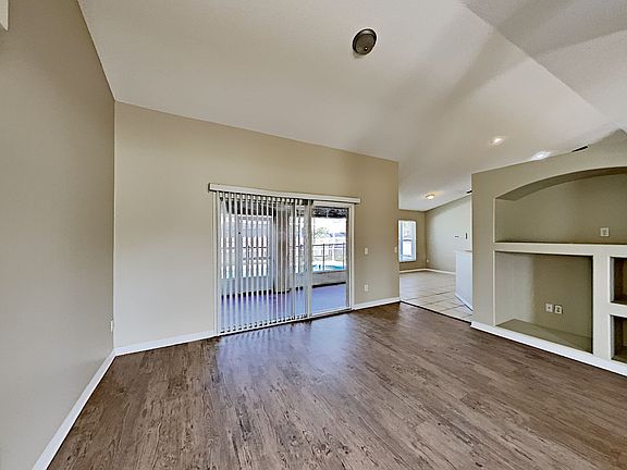 5th image of 1202 Voyager St