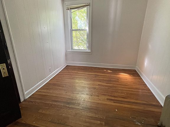 5th image of 67 S Main Ave #1