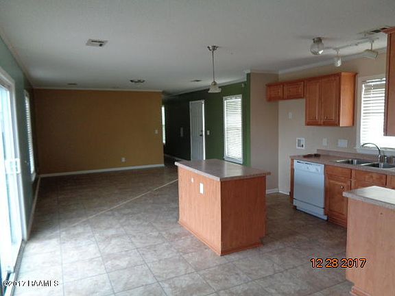 4th image of 5009 Bens Cir