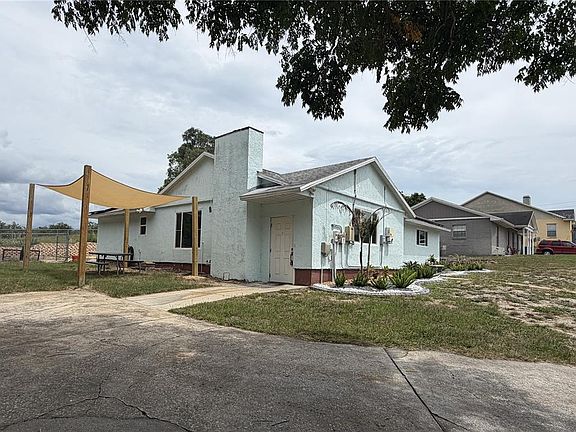 2nd image of 7 LAGO VISTA COURT