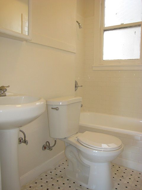 2nd image of 624 Ellis St APT 10