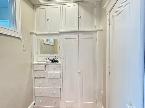 5th image of 1508 Madison Ave #110