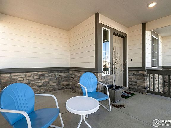 3rd image of 1502 Lake Vista Way