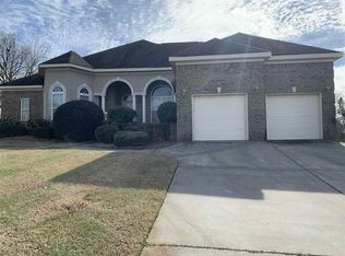 417 Dixieland Dr, Byron, GA 31008